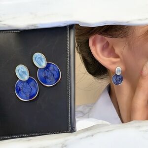 coated enamel geometric asymmetrical gold edging post earrings✨BRAND-NEW✨